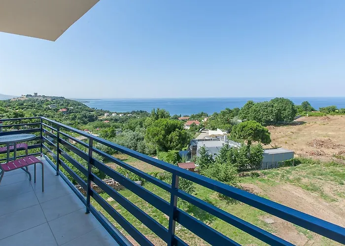 Отель 12 Olympian Gods