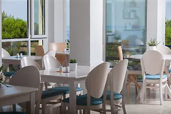 12 Olympian Gods فندق بلاتامونيس