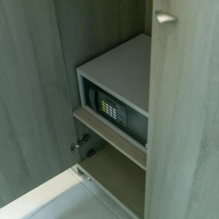 12 Olympian Gods بلاتامونيس