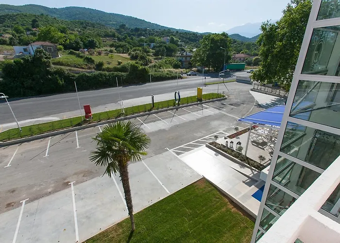 Отель 12 Olympian Gods 3*